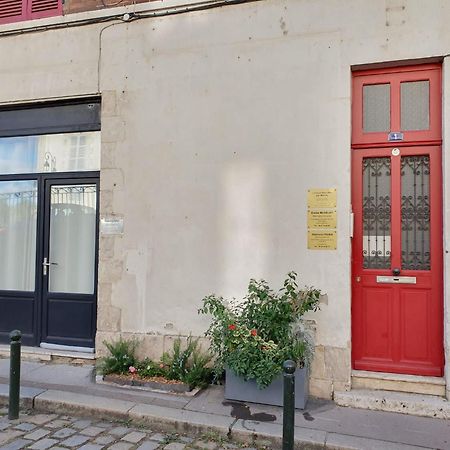 Apartamento Quietude Au Bord De Loire. Orléans Exterior foto